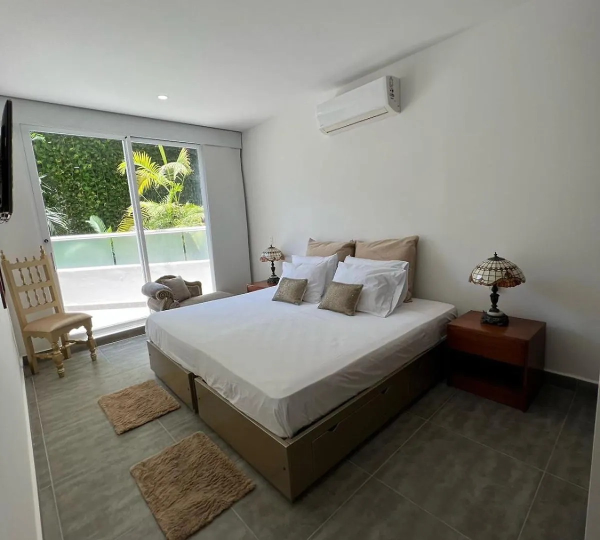 Cerca Al Hotel Americas Ctgna Spiaggia Morros Piscina Playa Cartagena 0*,